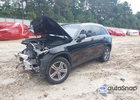 2022 Mercedes-Benz Glc 300 4Matic Suv z USA, uszkodzony, nr VIN W1N0G8EB5NV353664